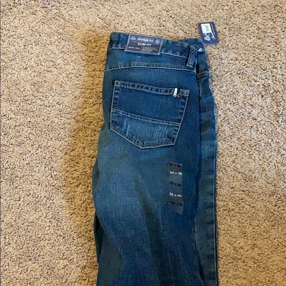 Jeans - Picture 2 of 3